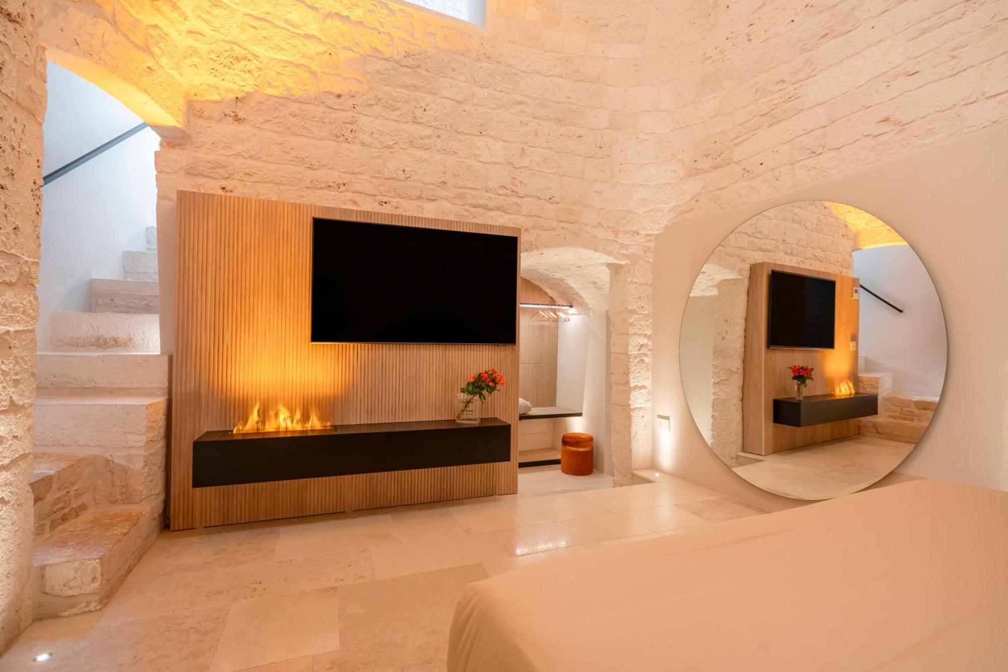 Апартаменты Naiira Luxury Trullo - Jacuzzi And Patio Альберобелло Экстерьер фото