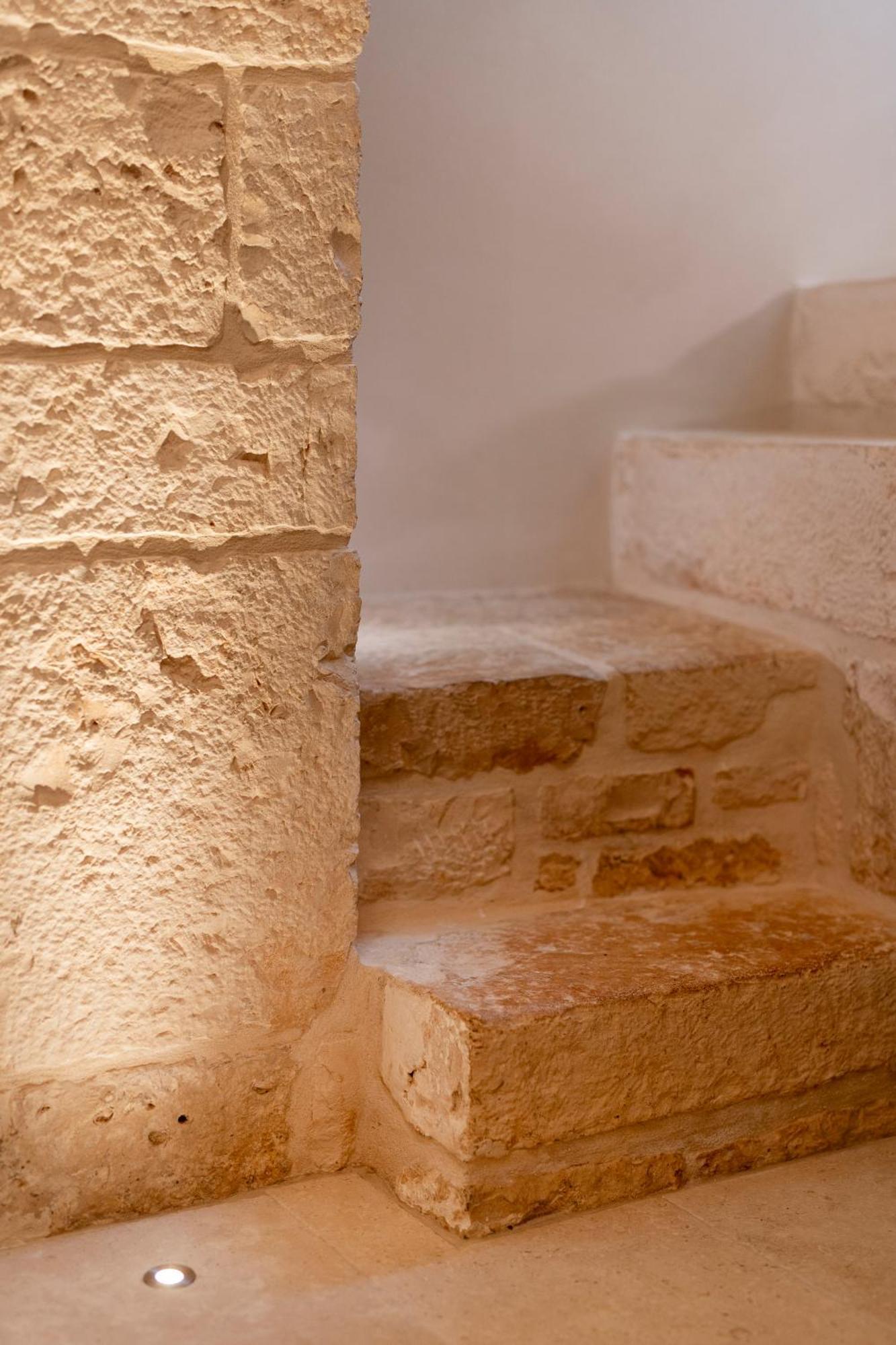 Апартаменты Naiira Luxury Trullo - Jacuzzi And Patio Альберобелло Экстерьер фото